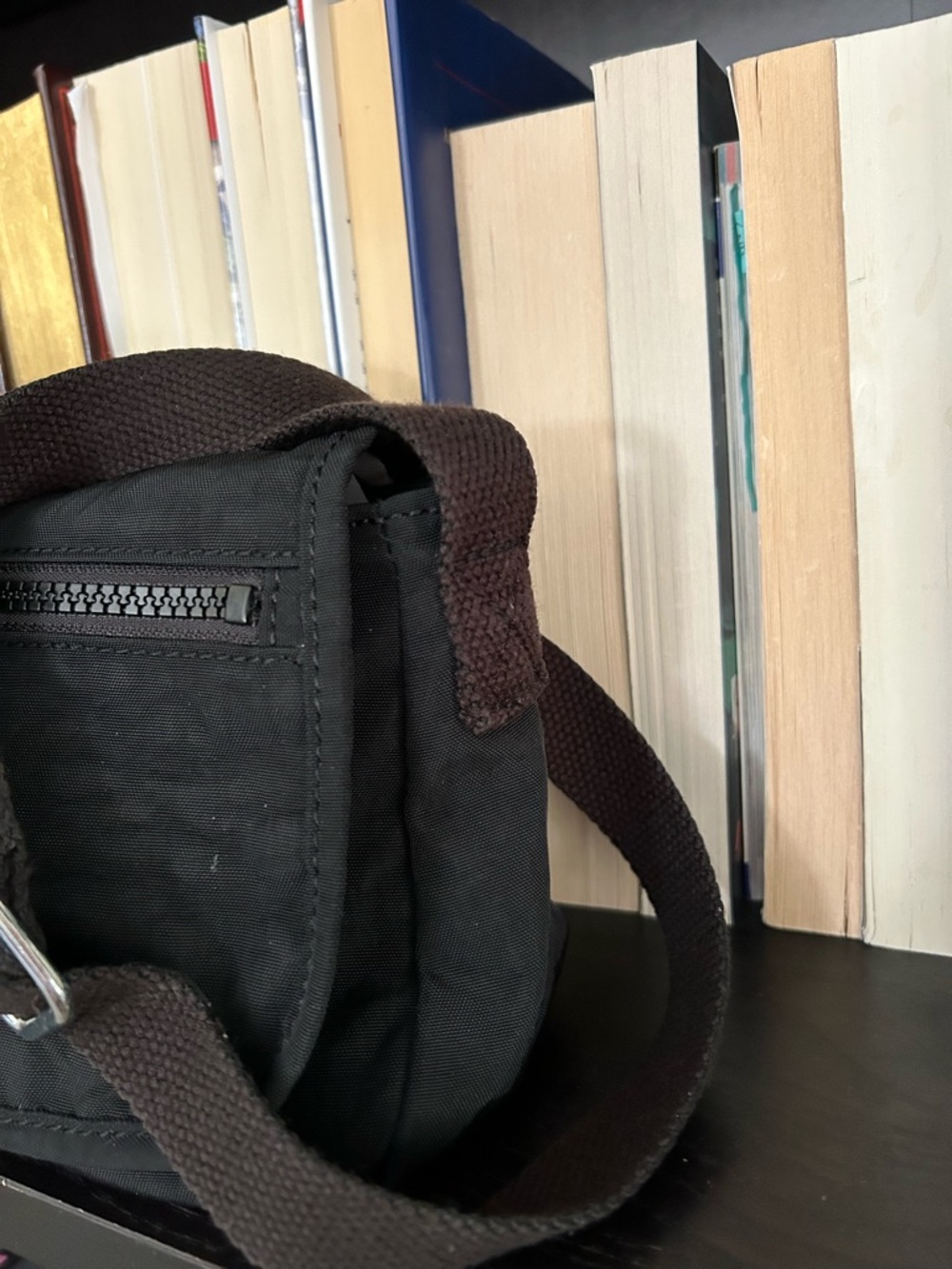 Kipling - Sabina Mini Crossbody in black - Picture 3 of 15